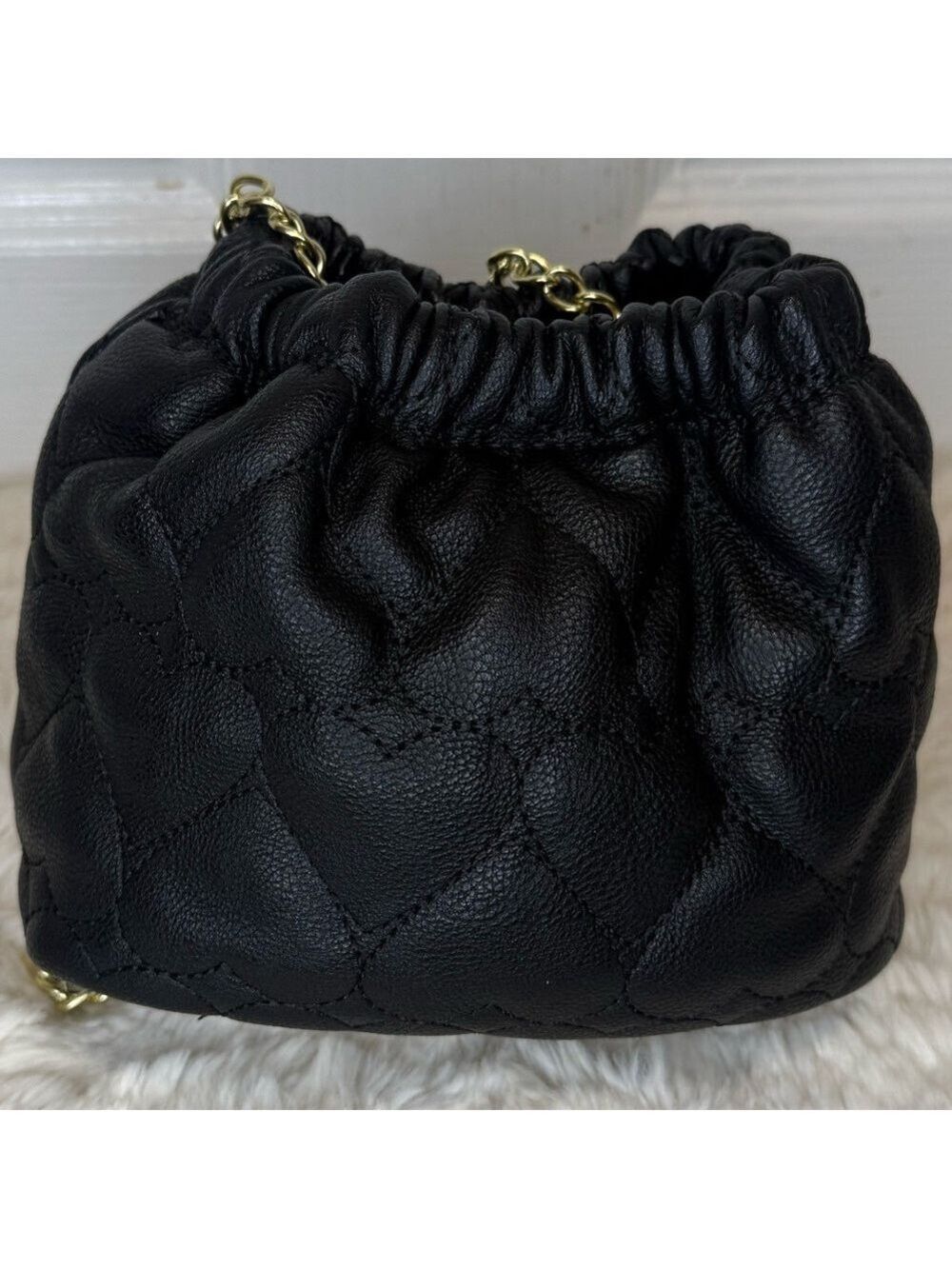BETSY JOHNSON BLACK HEART QUILTED BAG WITH CHAIN - Picture 2 of 16